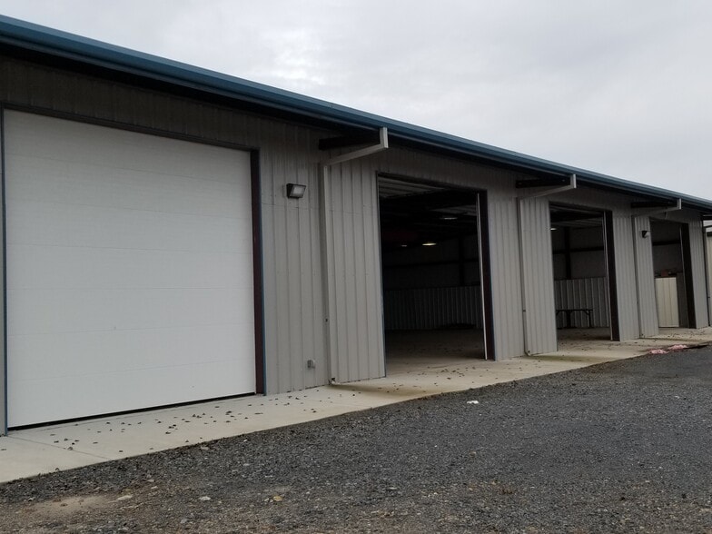8007 Counts Massie Rd, Maumelle, AR for lease - Building Photo - Image 2 of 5
