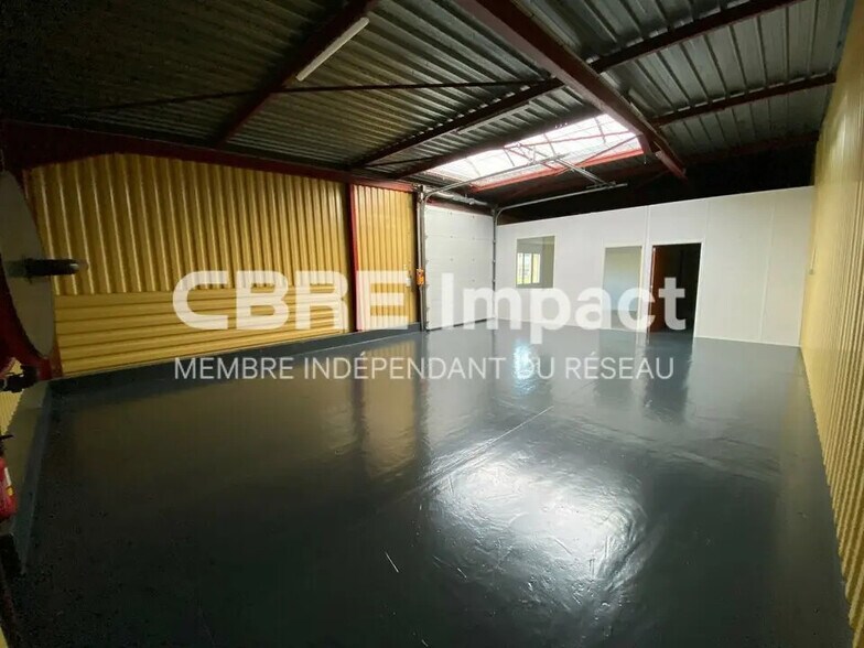 Flex dans Dijon à louer - Photo du bâtiment - Image 2 de 11