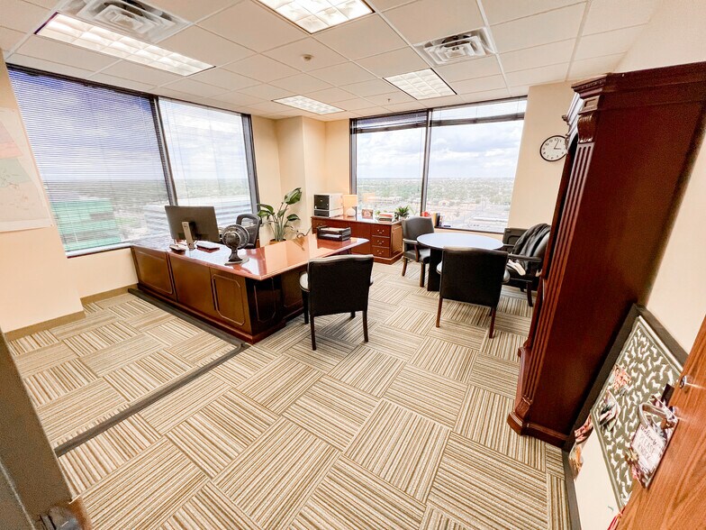 500 W Illinois Ave, Midland, TX à louer - Photo intérieure - Image 3 de 70