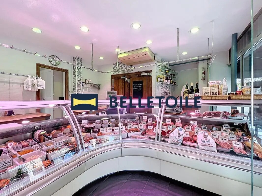 Retail in Maisons-Alfort for lease Building Photo- Image 1 of 23