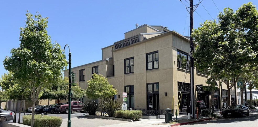 2025-2039 4th St, Berkeley, CA à louer - Photo du bâtiment - Image 1 de 3