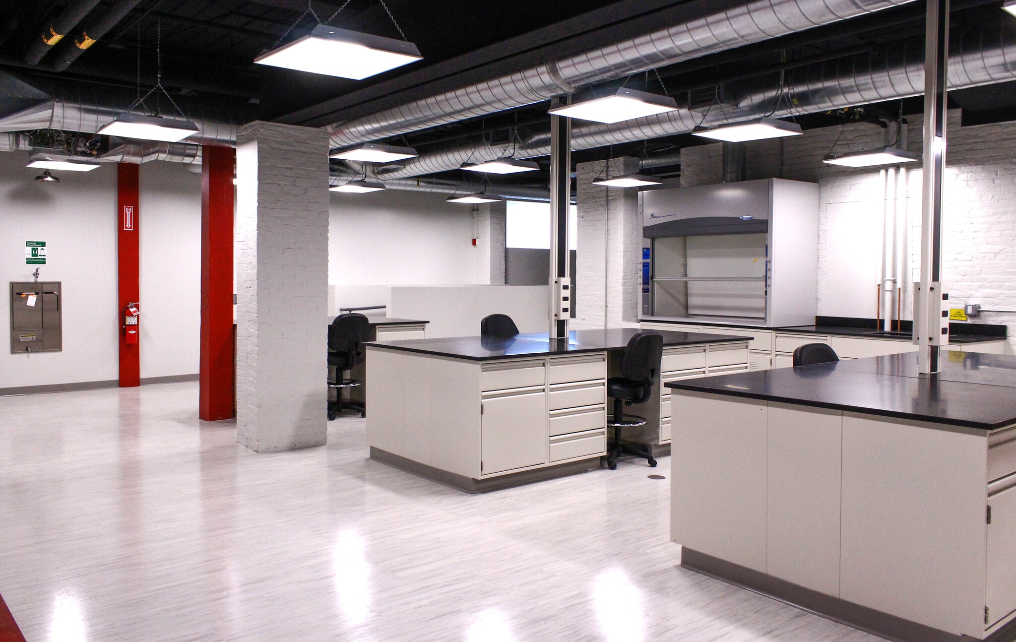 17 Briden St, Worcester, MA for lease Interior Photo- Image 1 of 3