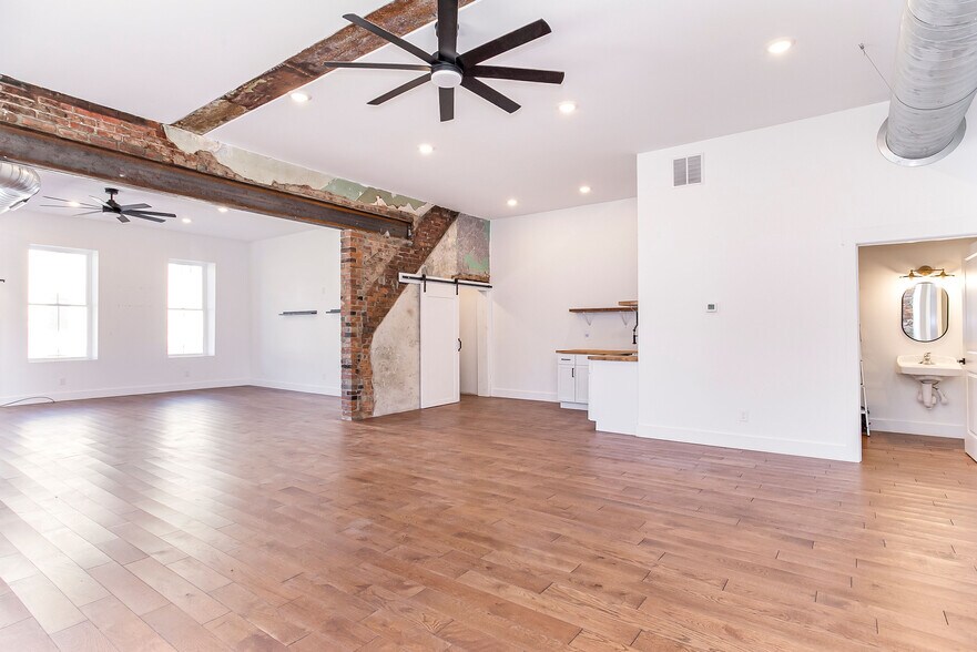 902 Saratoga St, Newport, KY à louer - Photo du bâtiment - Image 2 de 6