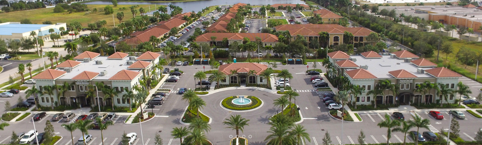 Lake Whitney Campus, Port Saint Lucie, FL à louer - Photo du b timent - Image 1 de 10