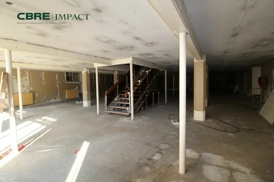 Commerce de détail dans Reims à louer - Photo intérieure - Image 2 de 3