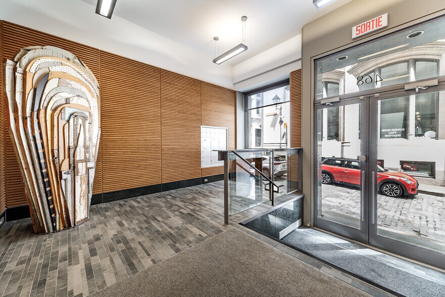 468 Rue Saint-Jean, Montréal, QC à louer - Photo intérieure - Image 2 de 13