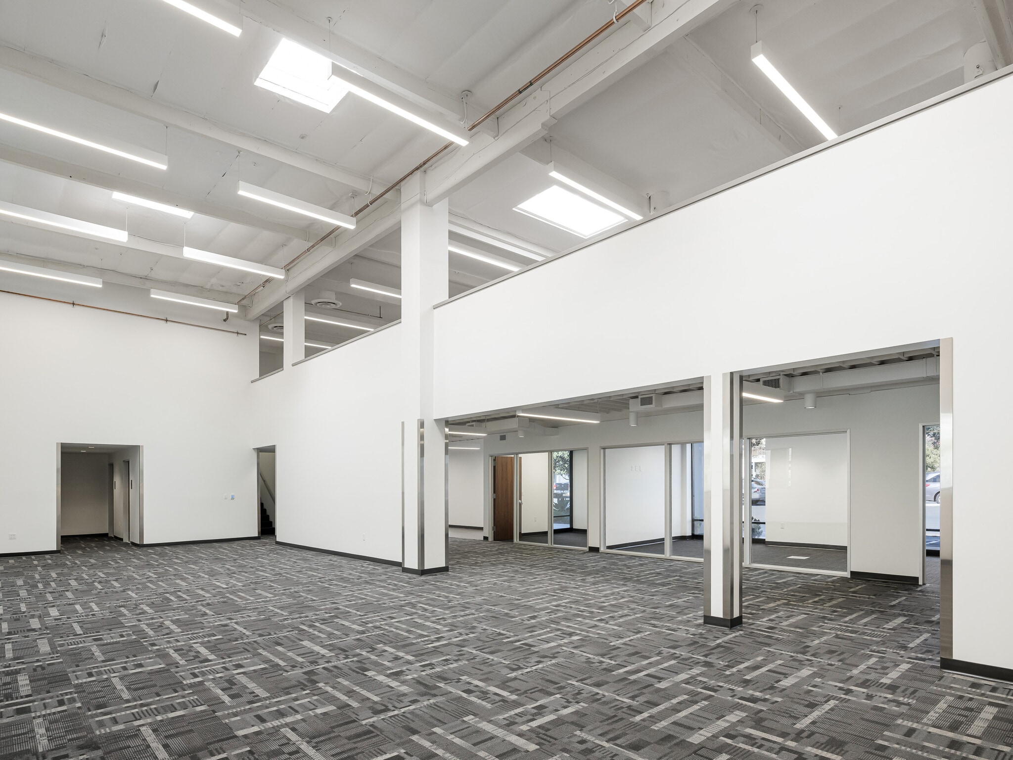 11555 Sorrento Valley Rd, San Diego, CA for lease Interior Photo- Image 1 of 15