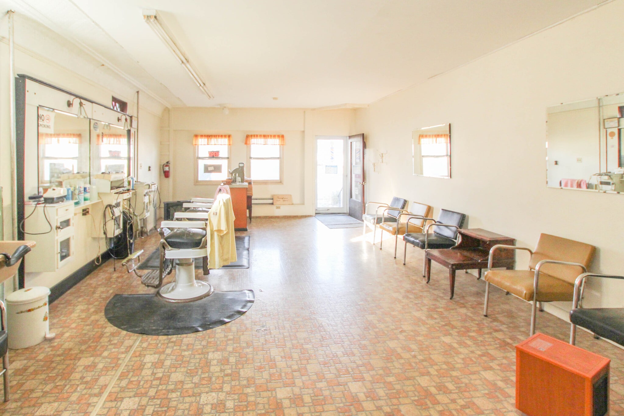 756 Main St, Tatamy, PA à louer Photo du bâtiment- Image 1 de 1