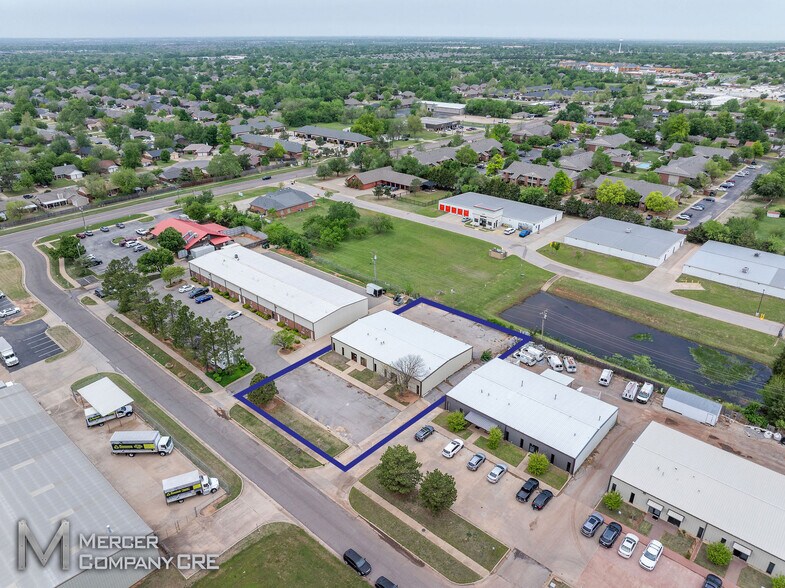 717 Evergreen St, Edmond, OK à vendre - Aérien - Image 1 de 22