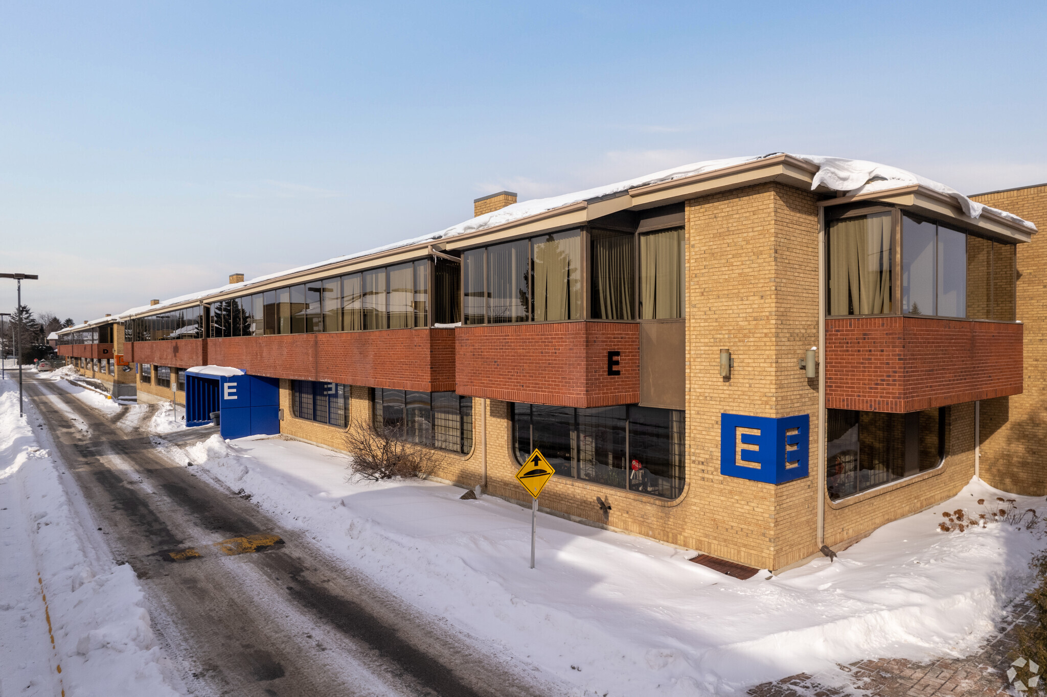 7900 Boul Taschereau, Brossard, QC for lease Building Photo- Image 1 of 5