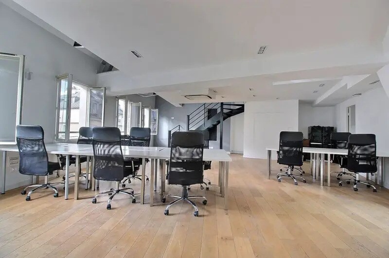 16 Rue Du Faubourg Montmartre, Paris for lease - Interior Photo - Image 2 of 10