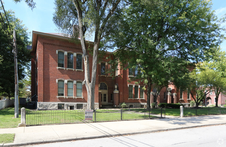 929 Harrison Ave, Columbus, OH for lease - Primary Photo - Image 1 of 4