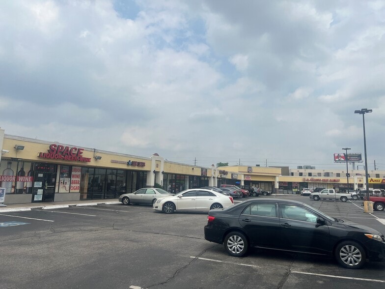 1020 W FM-1960, Houston, TX for lease - Building Photo - Image 1 of 4