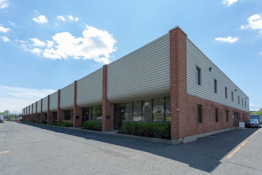 505-531 Rue Le Breton, Longueuil, QC à louer - Photo du bâtiment - Image 2 de 5