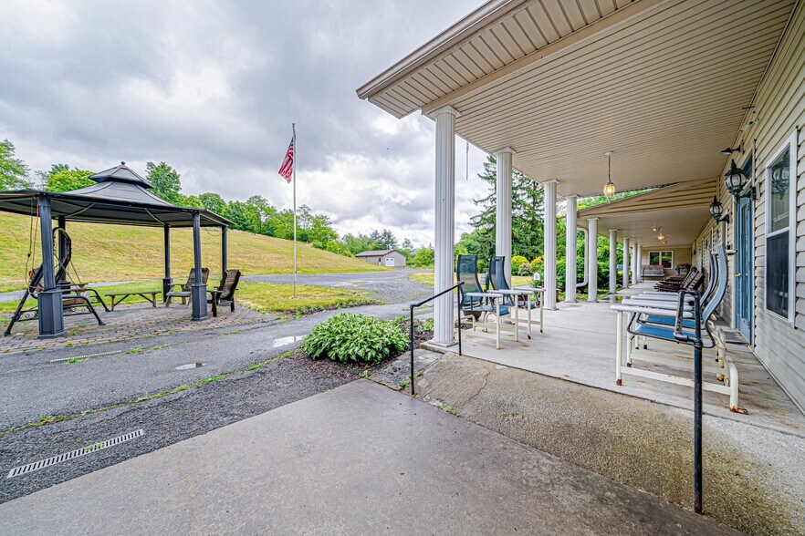 170 Phillips St, Jerome, PA à vendre - Photo du bâtiment - Image 2 de 15