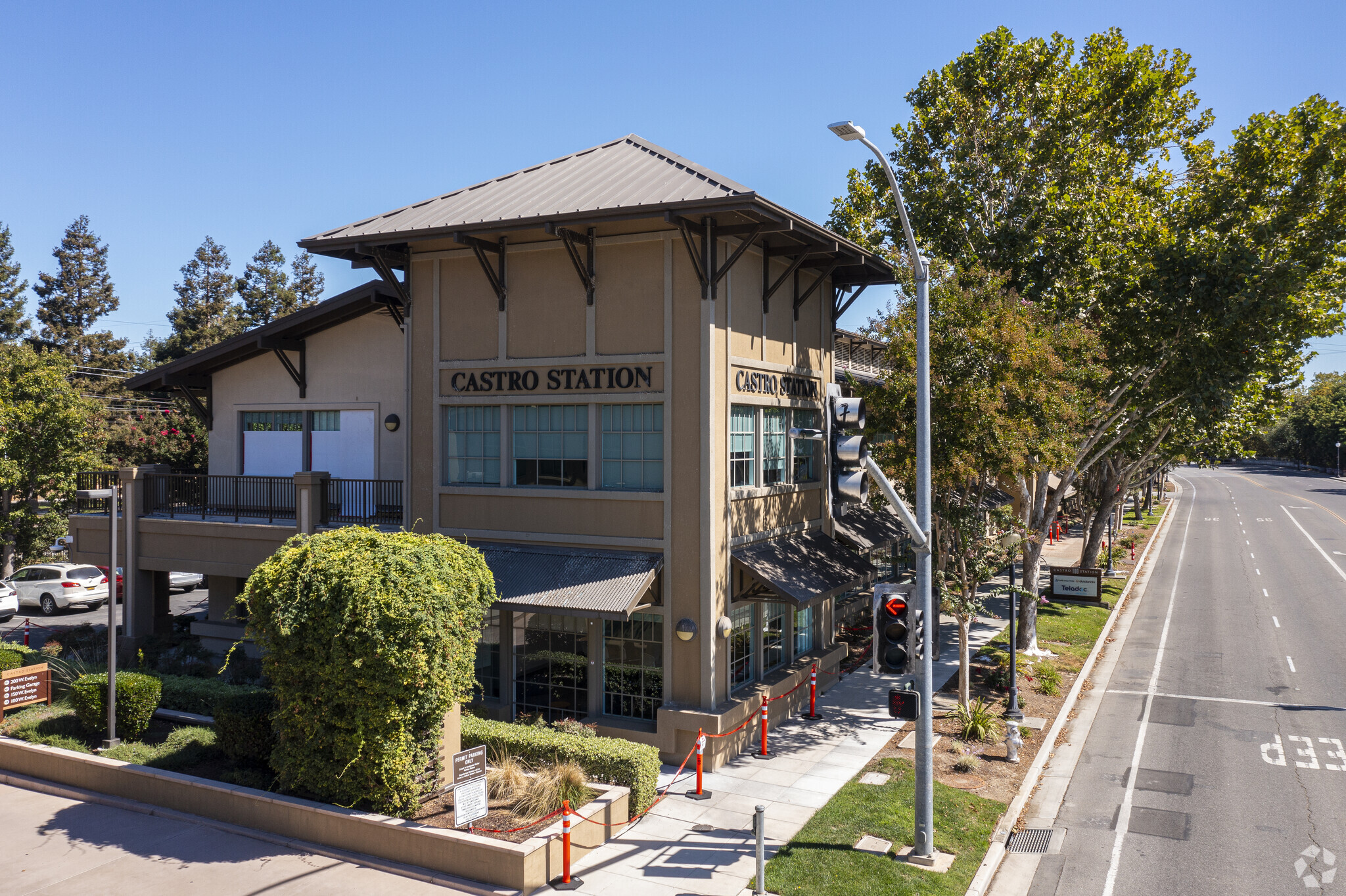 100 W Evelyn Ave, Mountain View, CA for sale Primary Photo- Image 1 of 1