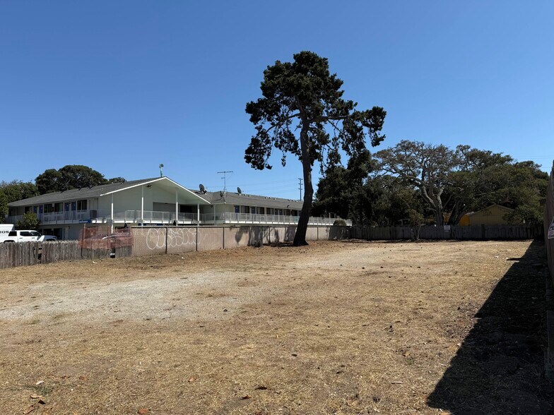 2122 Fremont St, Monterey, CA à vendre - Photo du bâtiment - Image 3 de 4