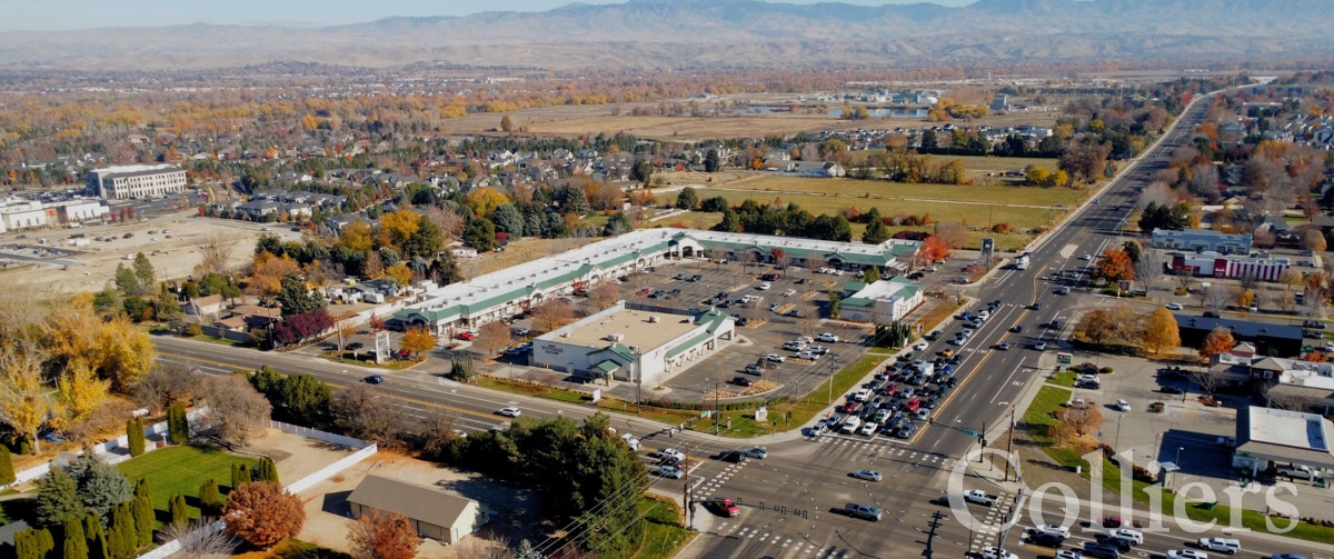 3410 E Chinden Blvd, Eagle, ID à louer Photo intérieure- Image 1 de 4