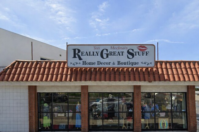 More details for 14402 Whittier Blvd, Whittier, CA - Retail for Lease