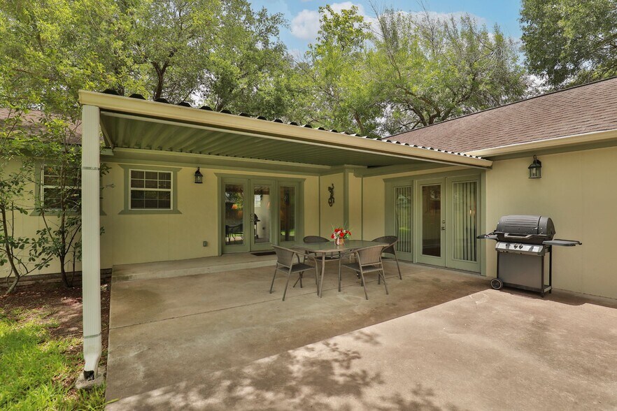 11616 Old Main Street Loop Rd, Houston, TX à vendre - Photo du bâtiment - Image 3 de 7
