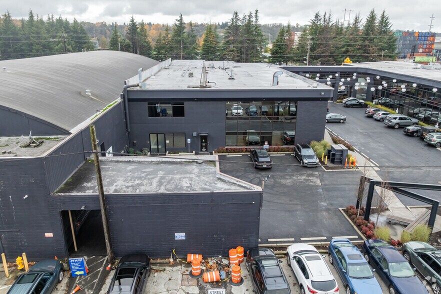 4634-4636 E Marginal Way S, Seattle, WA à vendre - Photo du bâtiment - Image 2 de 19