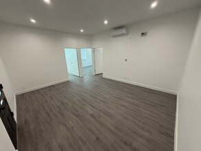 444 N Larchmont Blvd, Los Angeles, CA for lease Interior Photo- Image 1 of 10