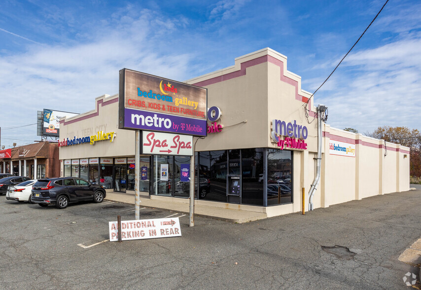 282 Rt-18, East Brunswick, NJ for lease - Primary Photo - Image 1 of 5