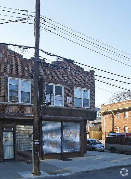 74 Quentin Rd, Brooklyn, NY à vendre - Photo du bâtiment - Image 2 de 18