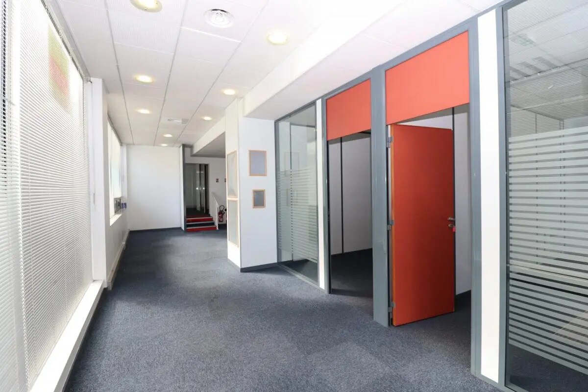 Bureau dans Palaiseau à louer Photo du bâtiment- Image 1 de 9