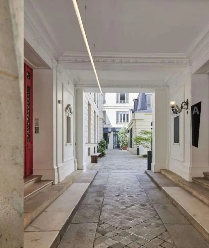 11 Rue Saint-Florentin, Paris à louer Hall d’entrée- Image 1 de 10