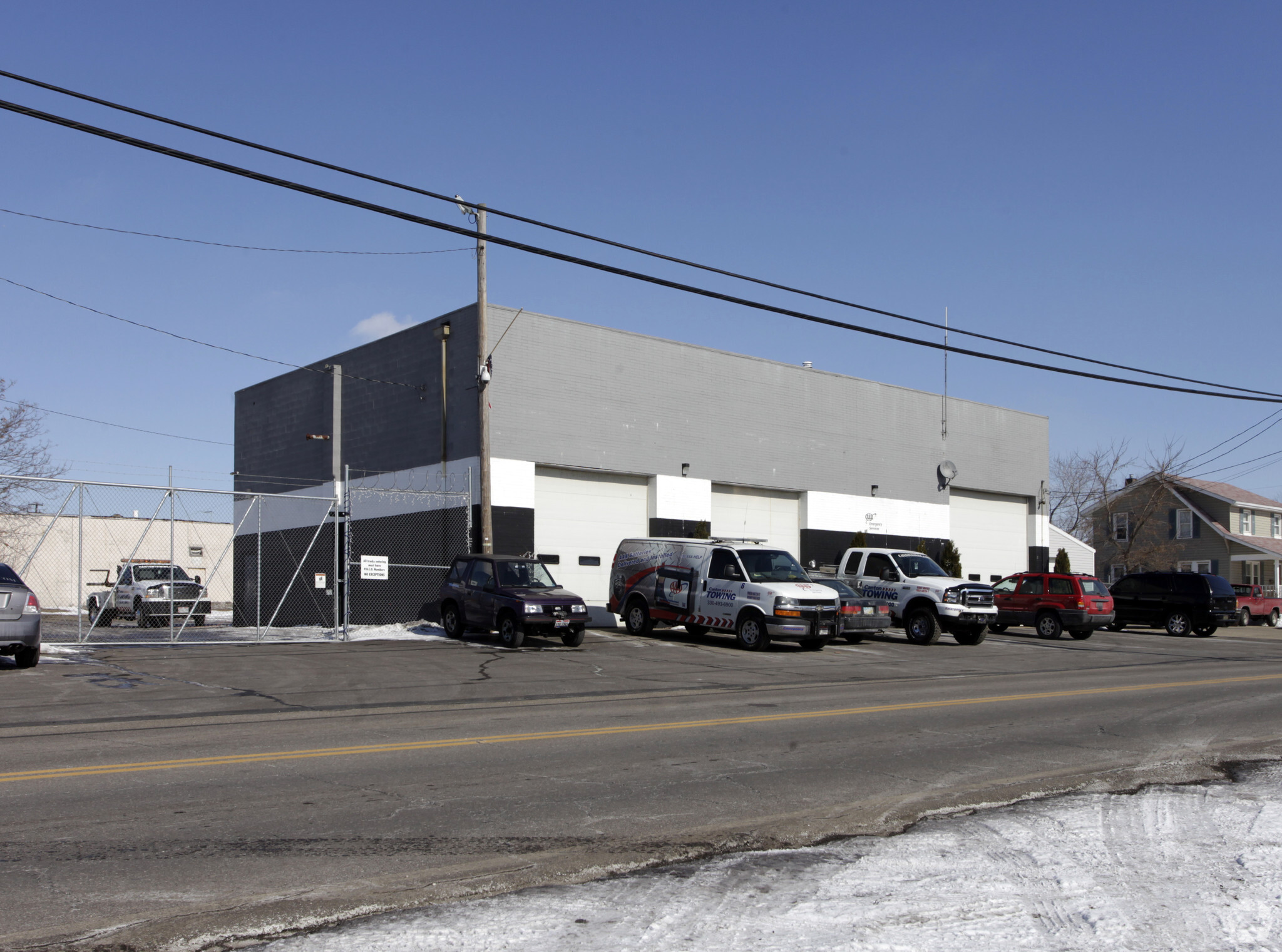 2115 30th St NE, Canton, OH for sale Primary Photo- Image 1 of 1