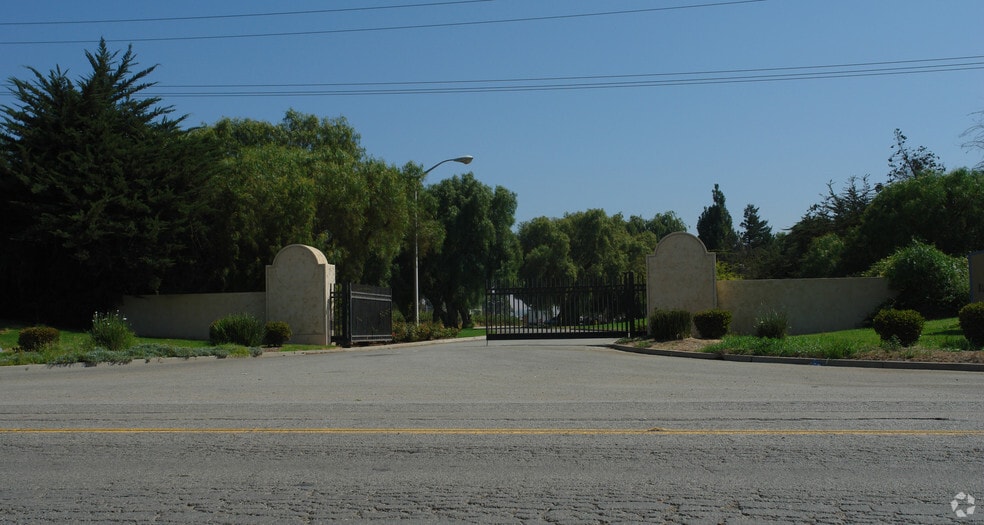 800 S Alta St, Gonzales, CA for sale - Building Photo - Image 2 of 4