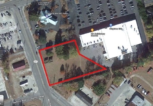 109 Martin Luther King Ave, Kingstree, SC à vendre Photo du bâtiment- Image 1 de 8