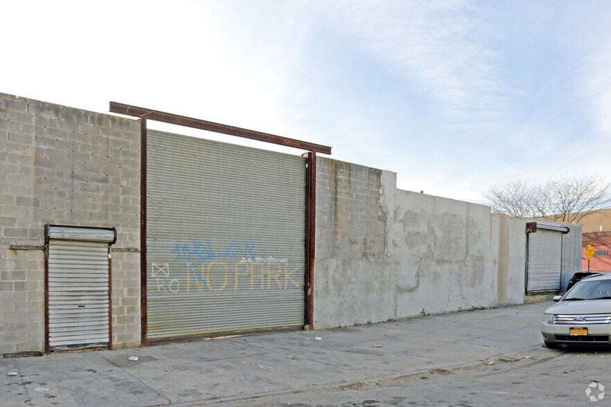 182-12 93rd Ave, Jamaica, NY for sale - Building Photo - Image 2 of 4