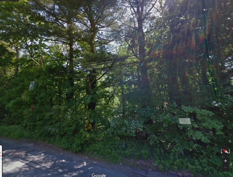 299 Southern Blvd, Smithtown, NY for sale - Building Photo - Image 3 of 4