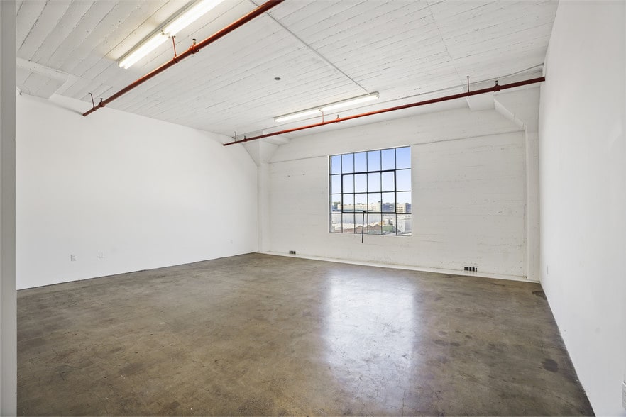 1340 E 6th St, Los Angeles, CA for lease - Interior Photo - Image 3 of 16