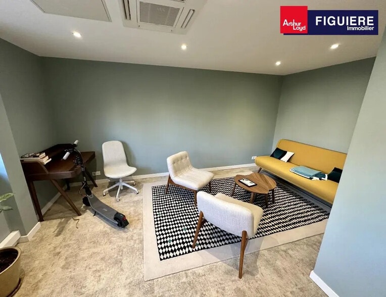 10 Impasse De Grassi, Aix-en-Provence for lease - Building Photo - Image 2 of 8