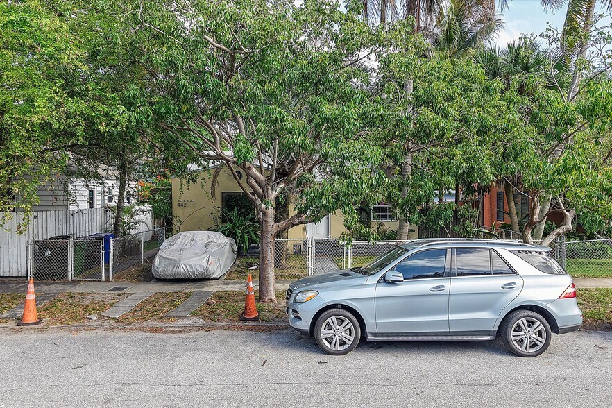 442 NE 1st Ave, Fort Lauderdale, FL à vendre - Photo du bâtiment - Image 3 de 6