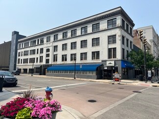 Plus de détails pour 235 Michigan Street, South Bend, IN - Commerce de détail à vendre