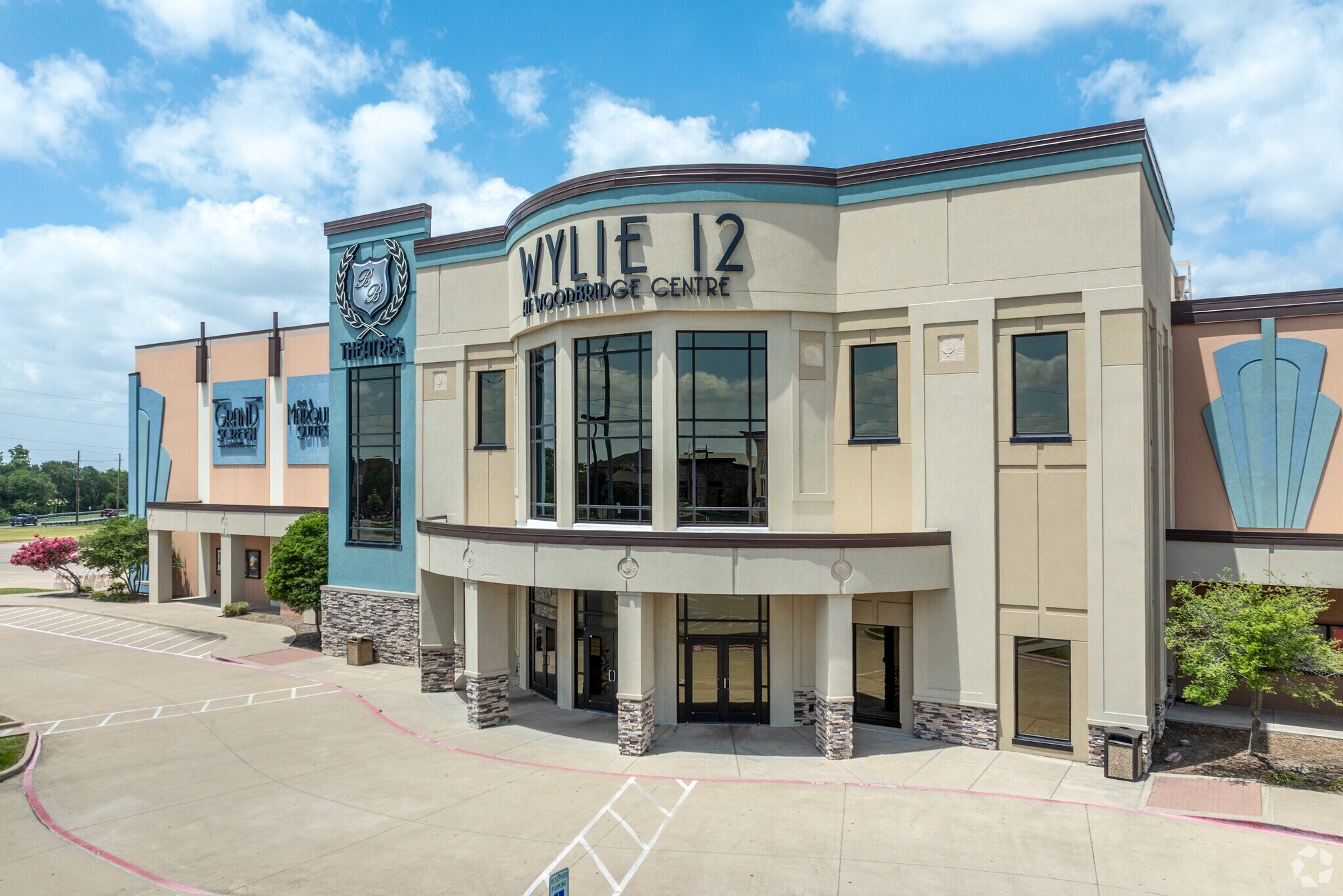 711 Woodbridge Pky, Wylie, TX for sale Primary Photo- Image 1 of 23