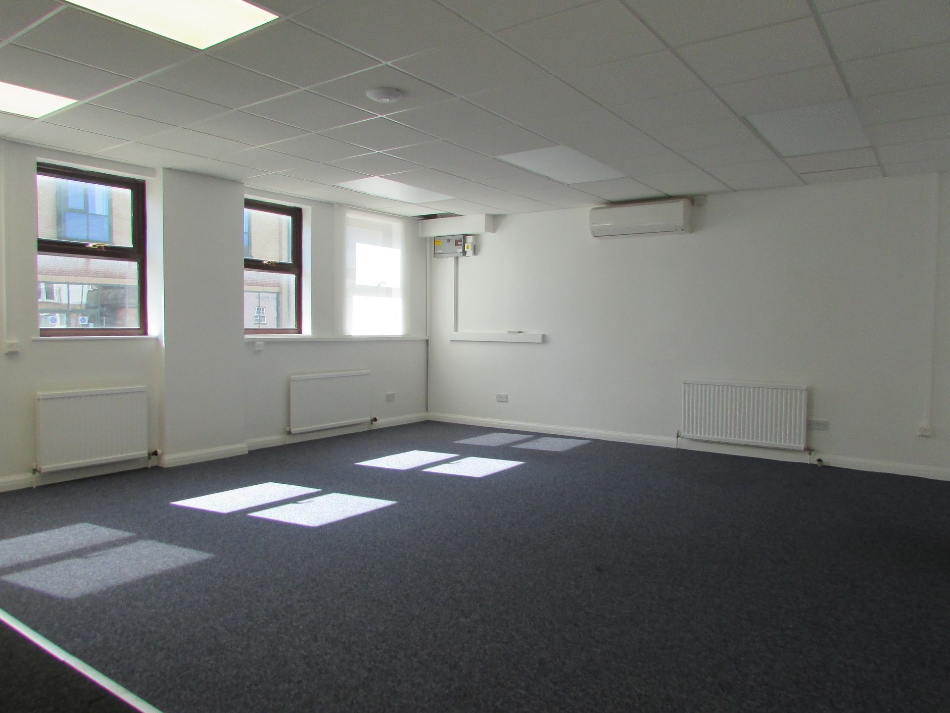 78-84 High St, Dunstable for lease Interior Photo- Image 1 of 11