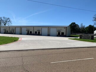 Plus de détails pour 7111 Alumax Rd, Nash, TX - Bureau, Bureau/Commerce de détail à louer