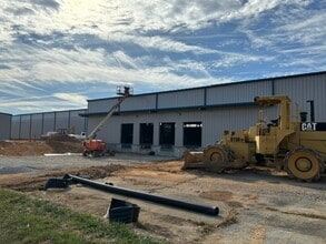 3000 20th St NE, Cleveland, TN for lease Building Photo- Image 2 of 9