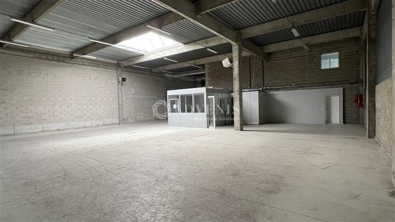 Flex in Saint-Thibault-des-Vignes for lease - Building Photo - Image 3 of 7