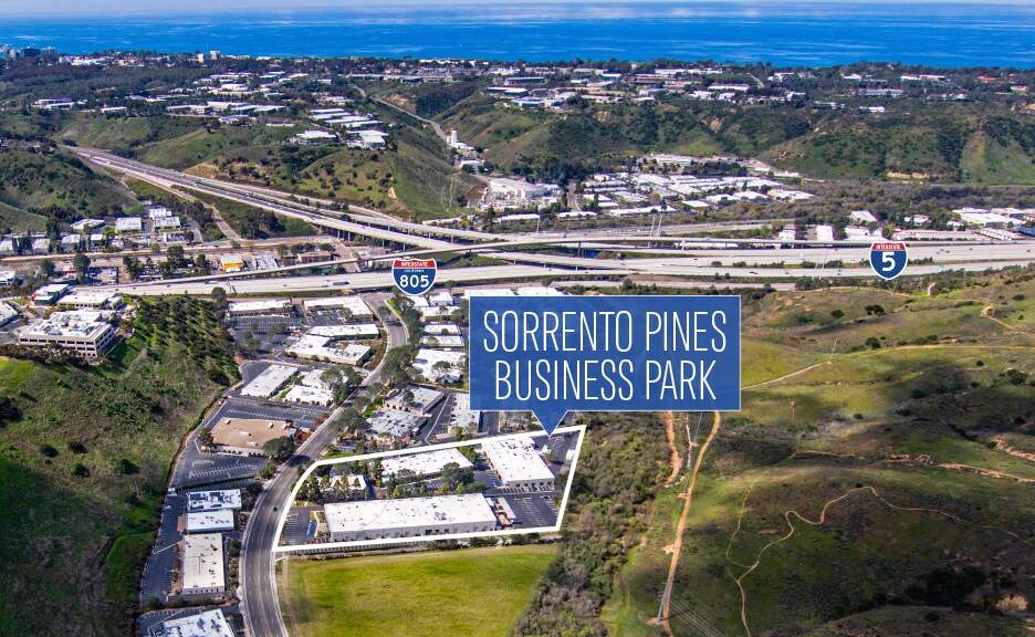 Sorrento Pines Business Park portefeuille de 4 propriétés à vendre sur LoopNet.ca - Photo du bâtiment - Image 2 de 11