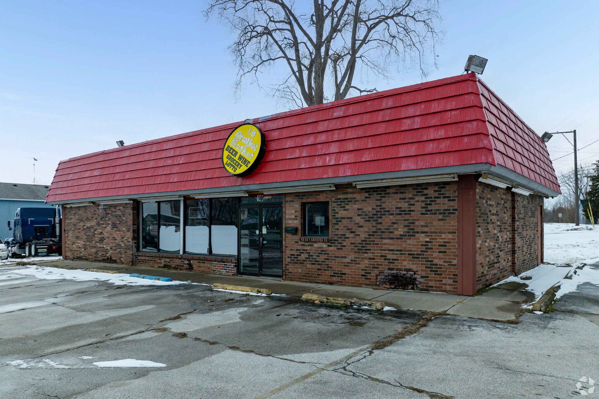 10 Gratiot Blvd, Marysville, MI à vendre Photo principale- Image 1 de 11