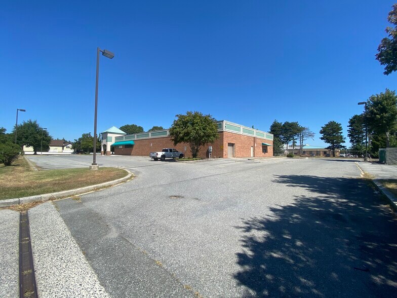 1215 S State St, Dover, DE à vendre - Photo du bâtiment - Image 3 de 6
