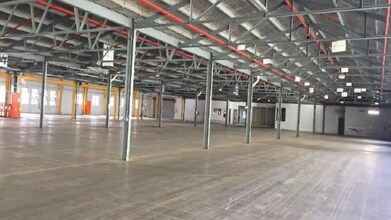 213 Sunshine Rd, Tottenham for lease Interior Photo- Image 1 of 1
