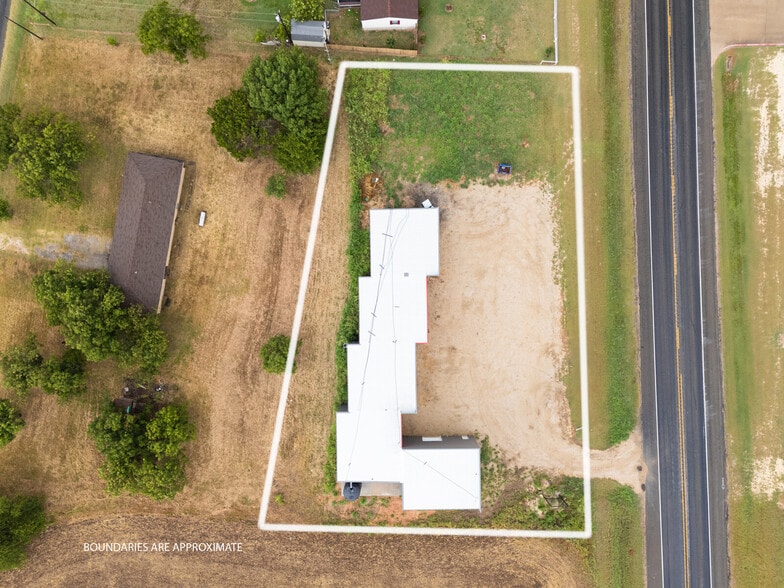 6854 Old Lorena Rd, Lorena, TX for lease - Building Photo - Image 2 of 31