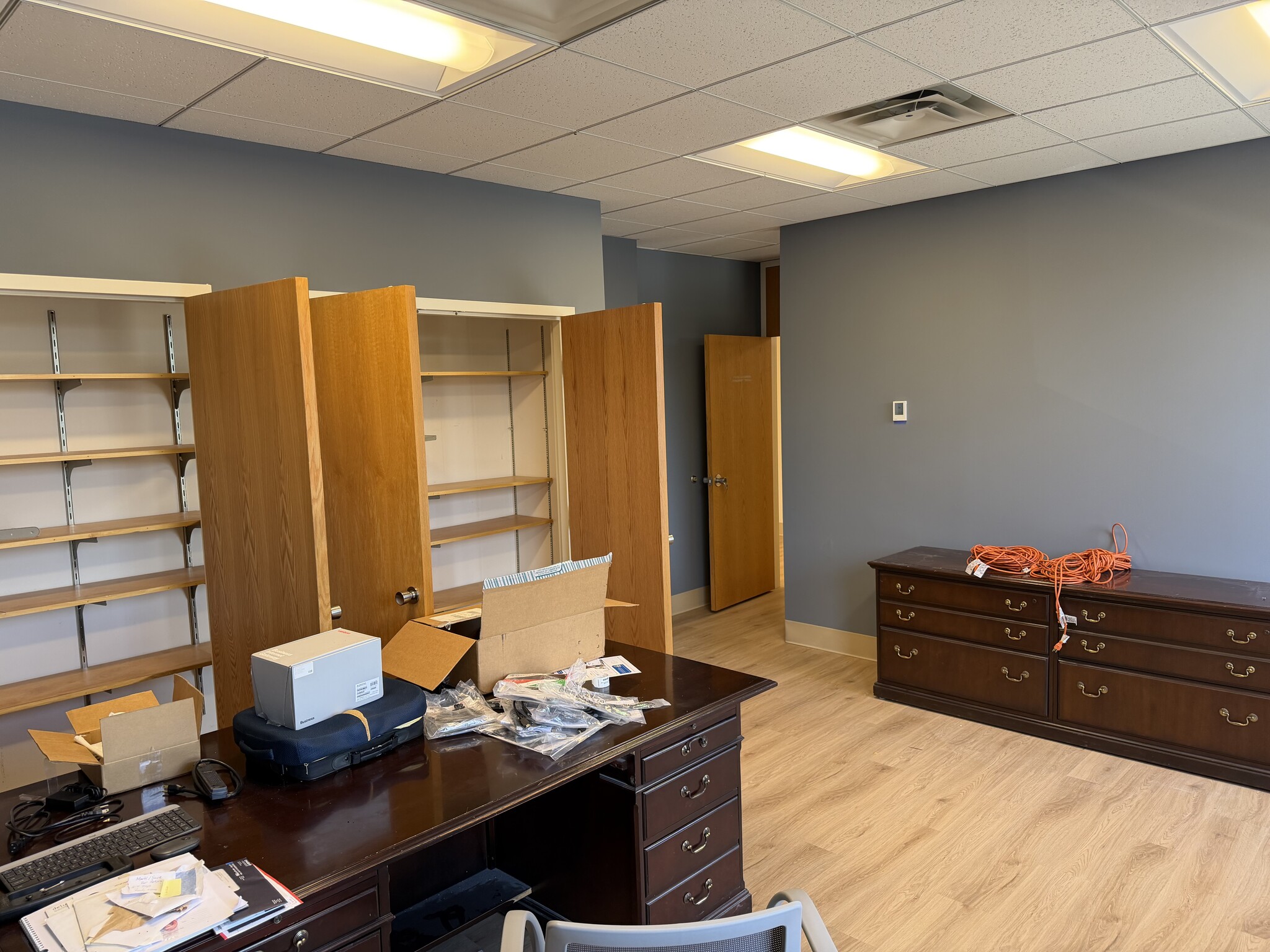 3550 W Market St, Akron, OH for lease Interior Photo- Image 1 of 3